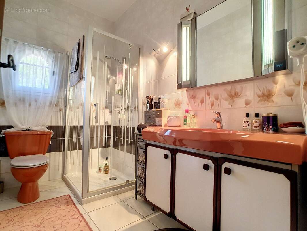 Maison à SAINT-CHINIAN