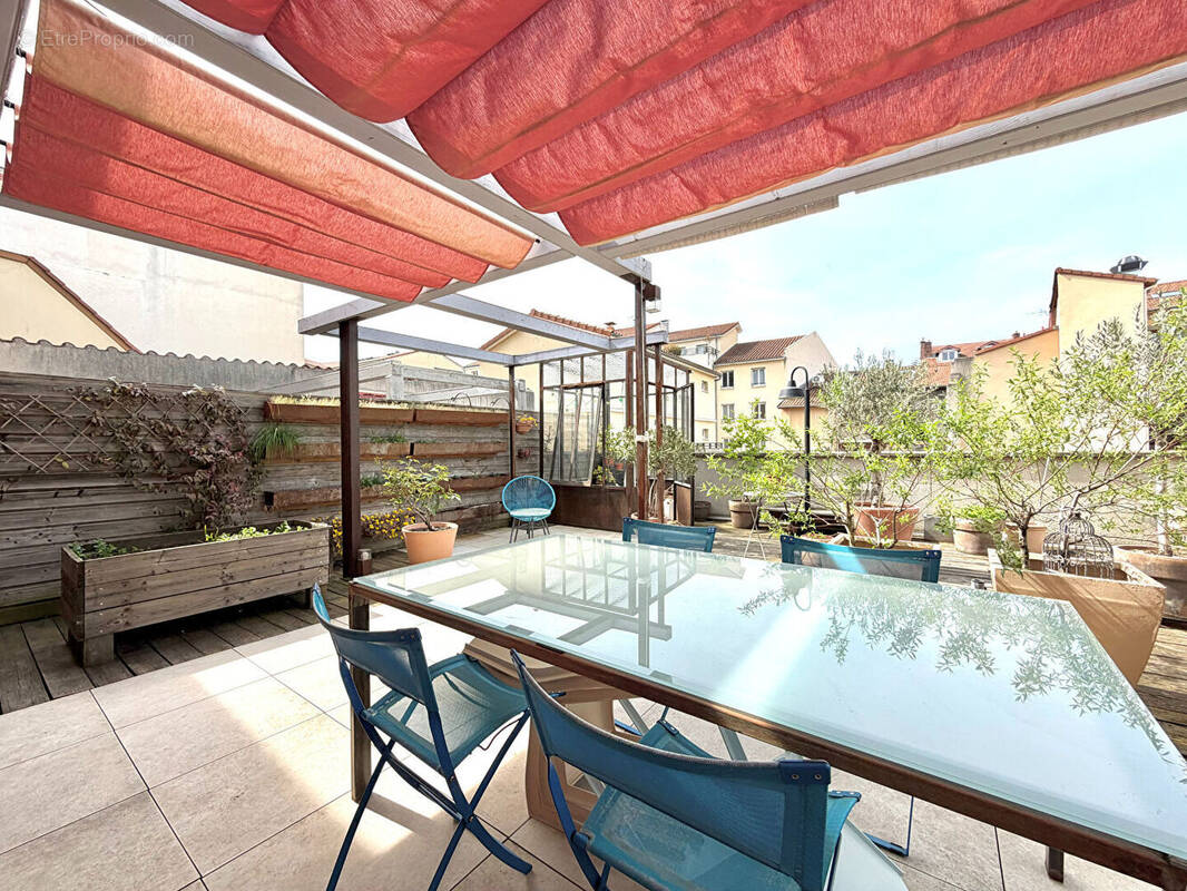 Appartement à SAINT-ETIENNE