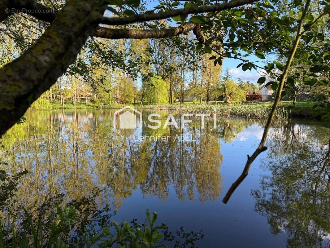 Photo 3 - Terrain à LA CHAPELLE-SAINT-LAURENT