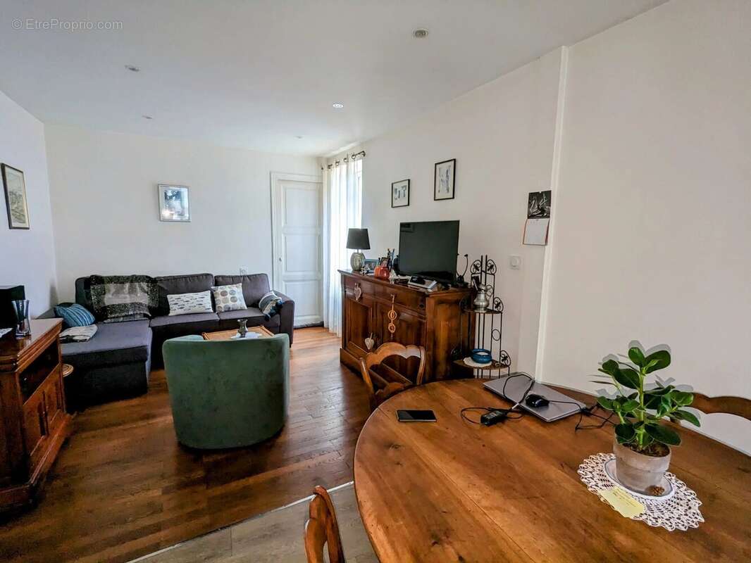 Maison 116 m² à Hurigny  - photo 6