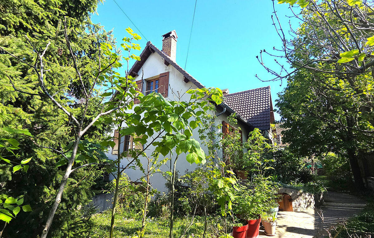 Maison à HOUILLES