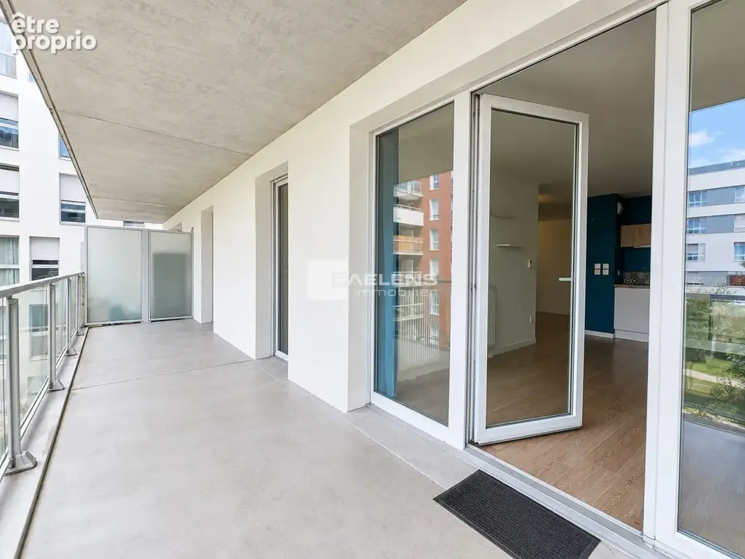Appartement 3 pièces 64 m² à vendre à Lille (59000) - photo 2
