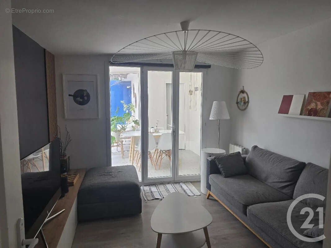 Maison 70 m² à Cenon  - photo 8