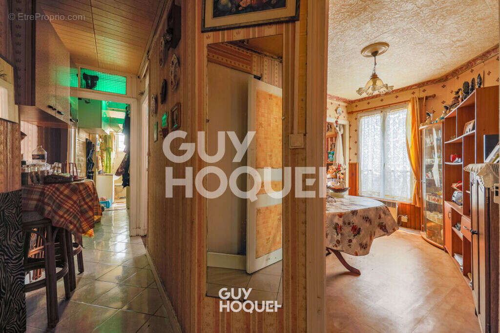 Appartement à PARIS-11E