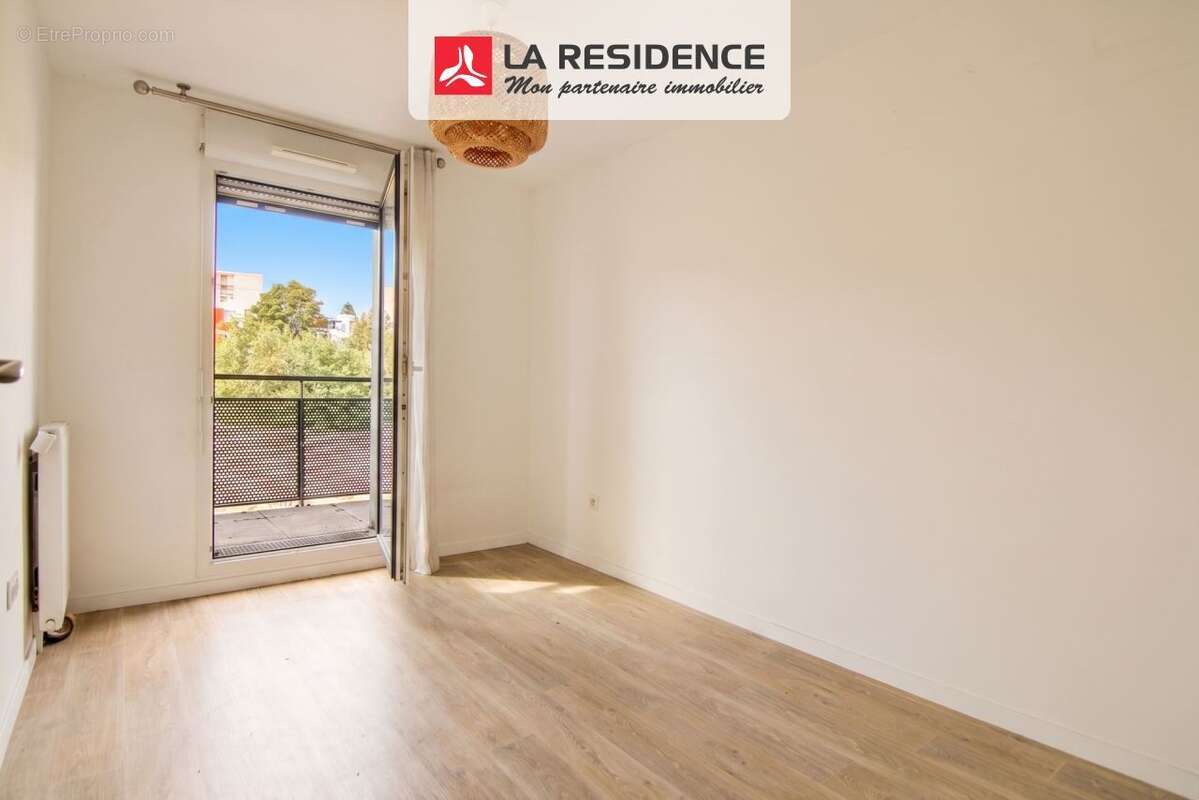 Appartement 58 m² à Beauchamp  - photo 6