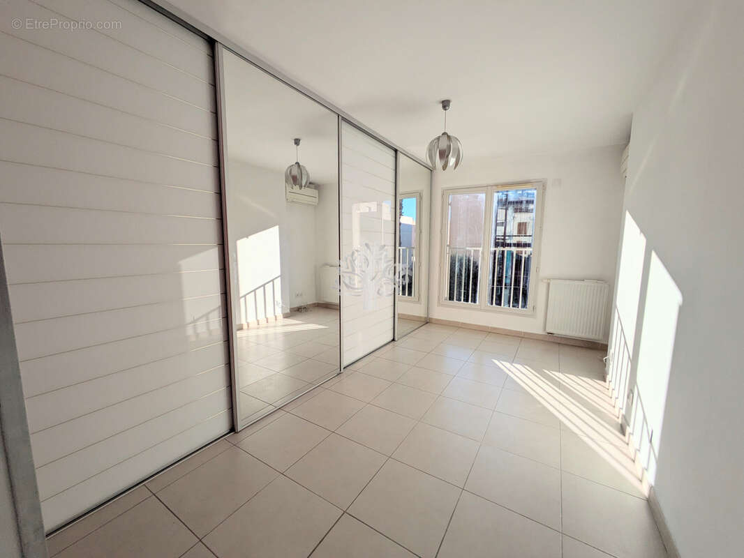 Appartement à SANARY-SUR-MER