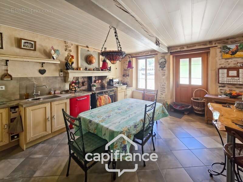 HÉRY (58) Maison de caractère en pierre - 151 m² - Calme et authenticité - photo 2
