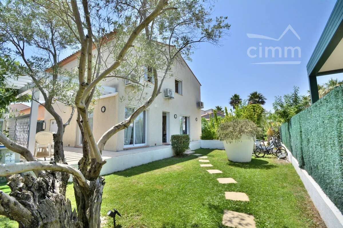 Maison à SAINT-CYPRIEN