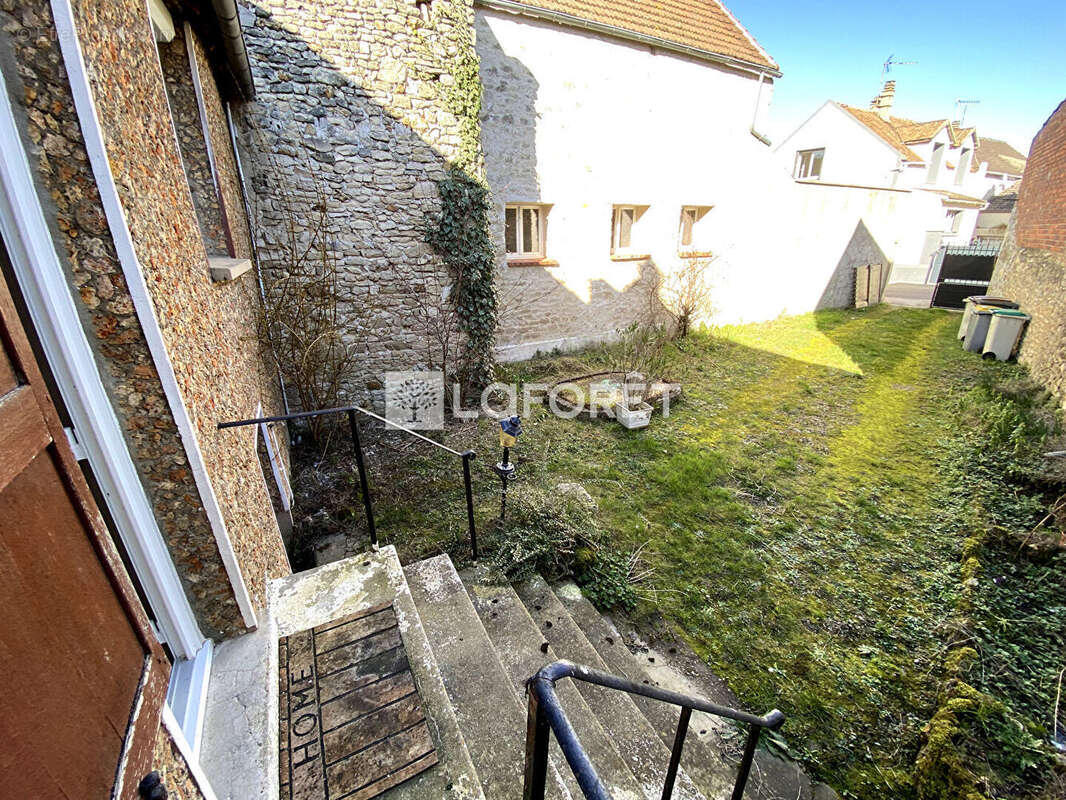 Maison à BOUAFLE