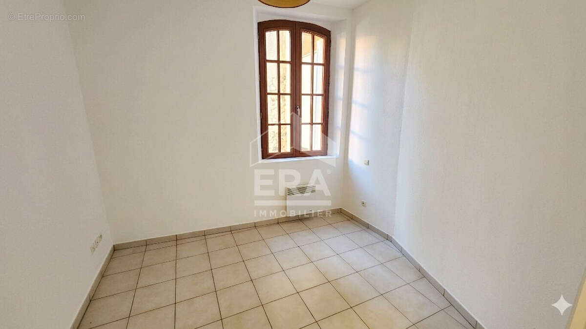 Appartement à LORGUES