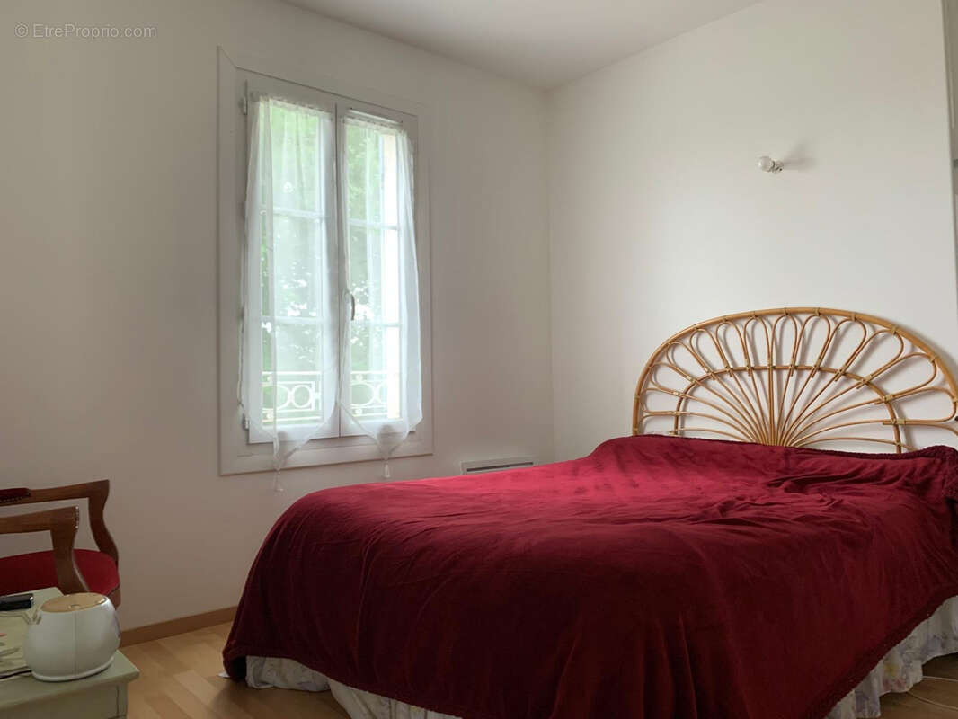 Appartement à VAUX-SUR-SEINE