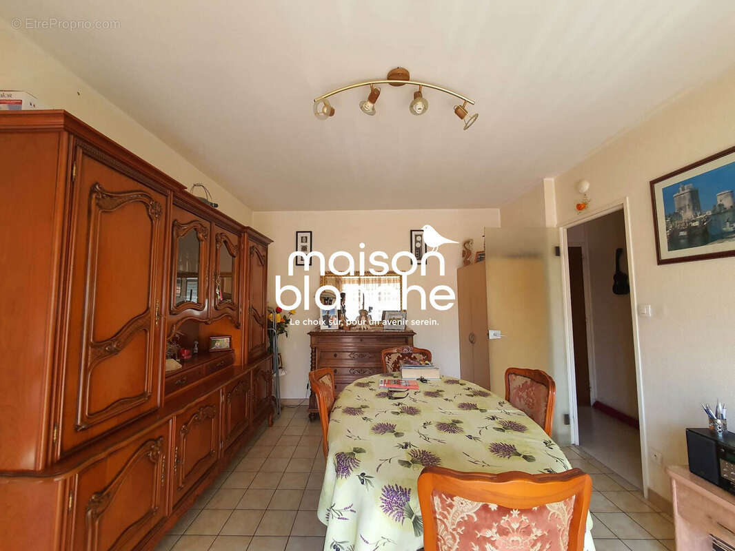 SALON - Appartement à LA ROCHELLE