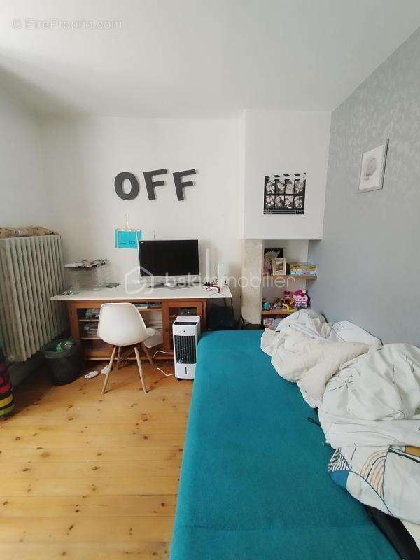 Maison à FEUGAROLLES