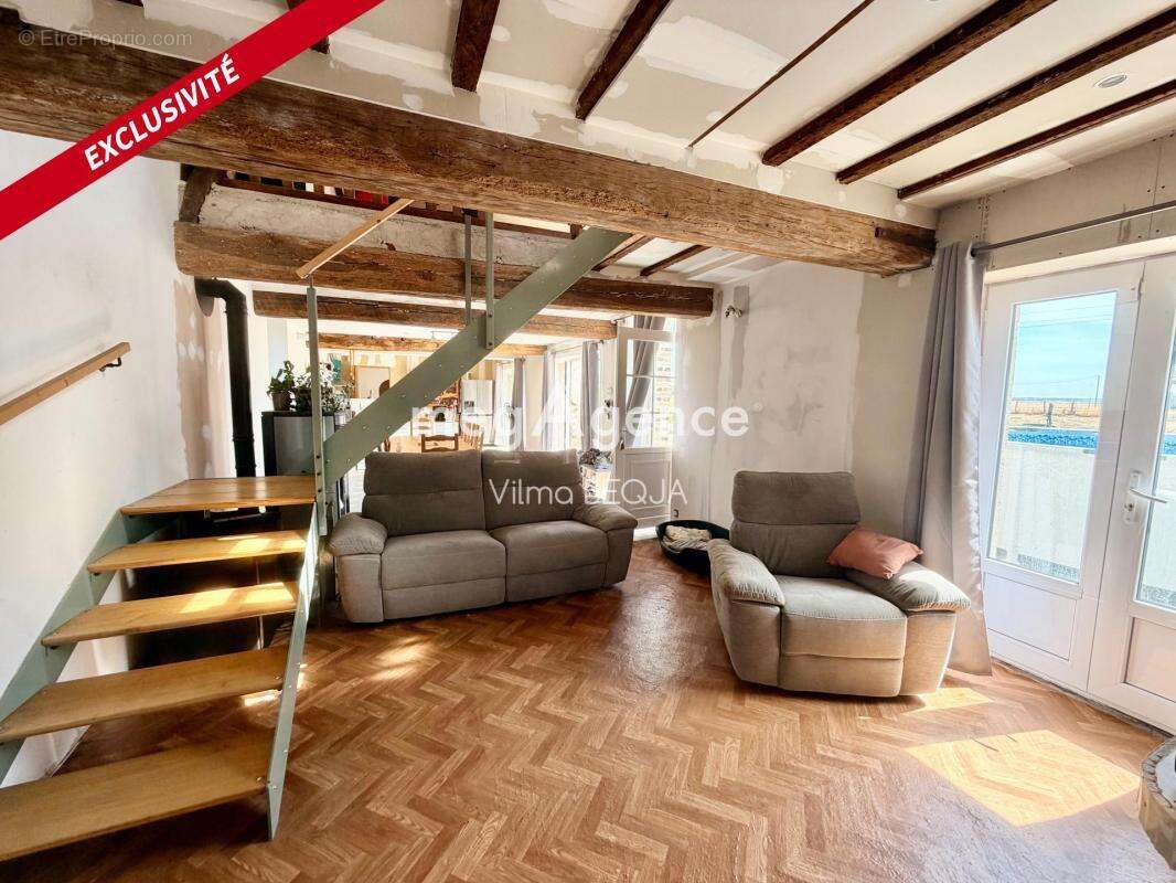 Superbe longère de caractère – 167 m² – Terrain de 4 580 - photo 8