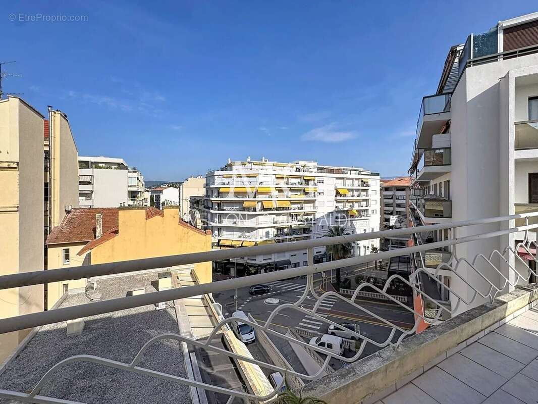 Appartement à CANNES