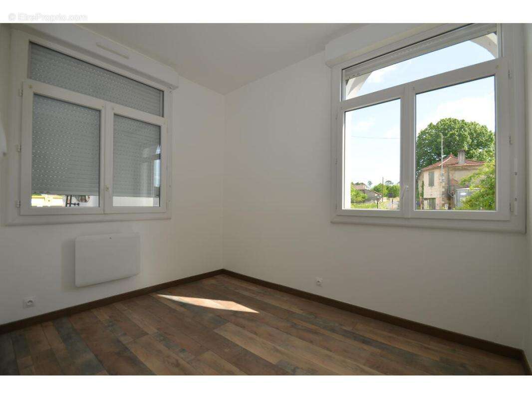 Appartement à MOULIN-NEUF