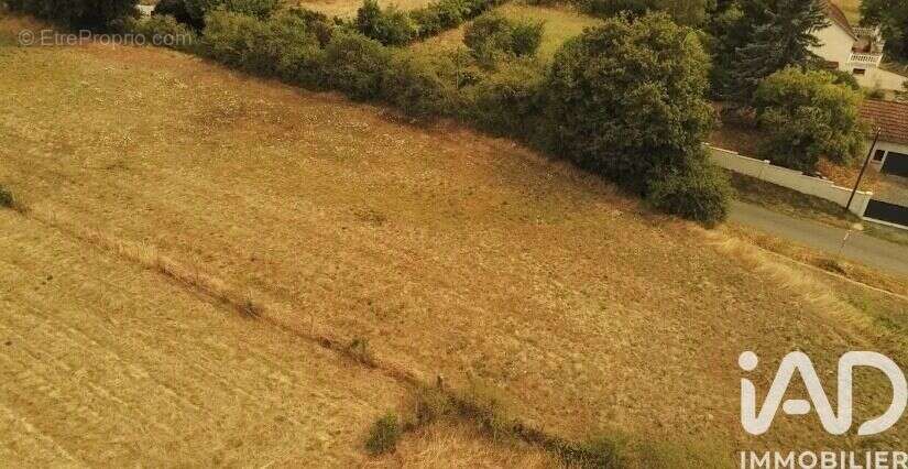 Photo 3 - Terrain à BRUGHEAS