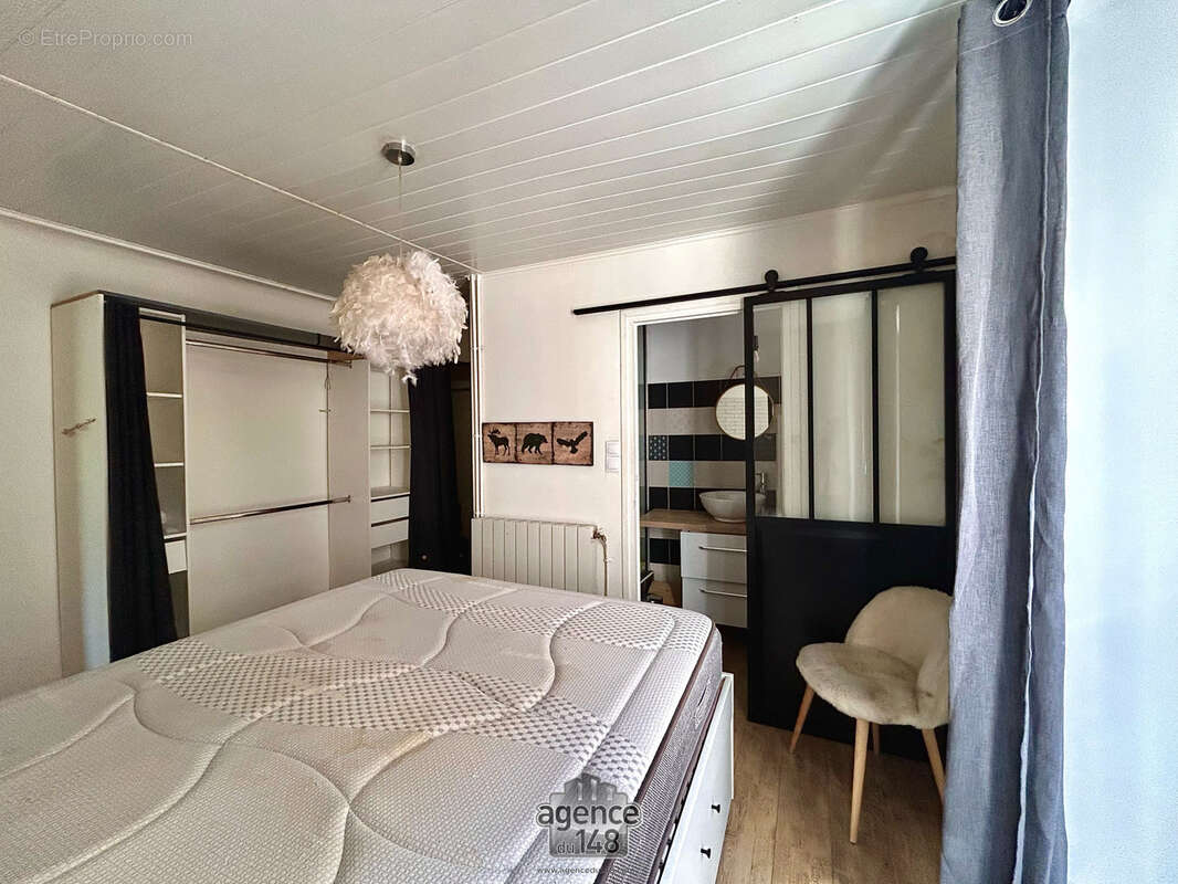 Appartement à MARSEILLE-2E