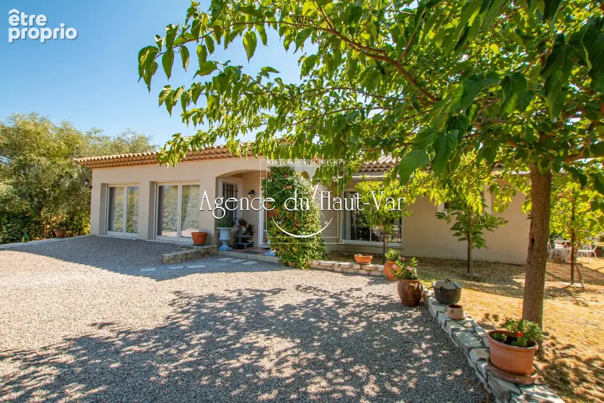 Villa récente 170m2, terrain paysager 3000m2 - photo 9