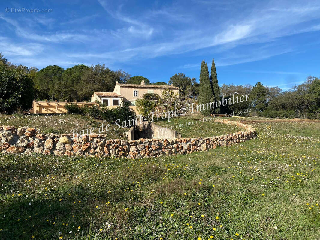 Maison à GRIMAUD