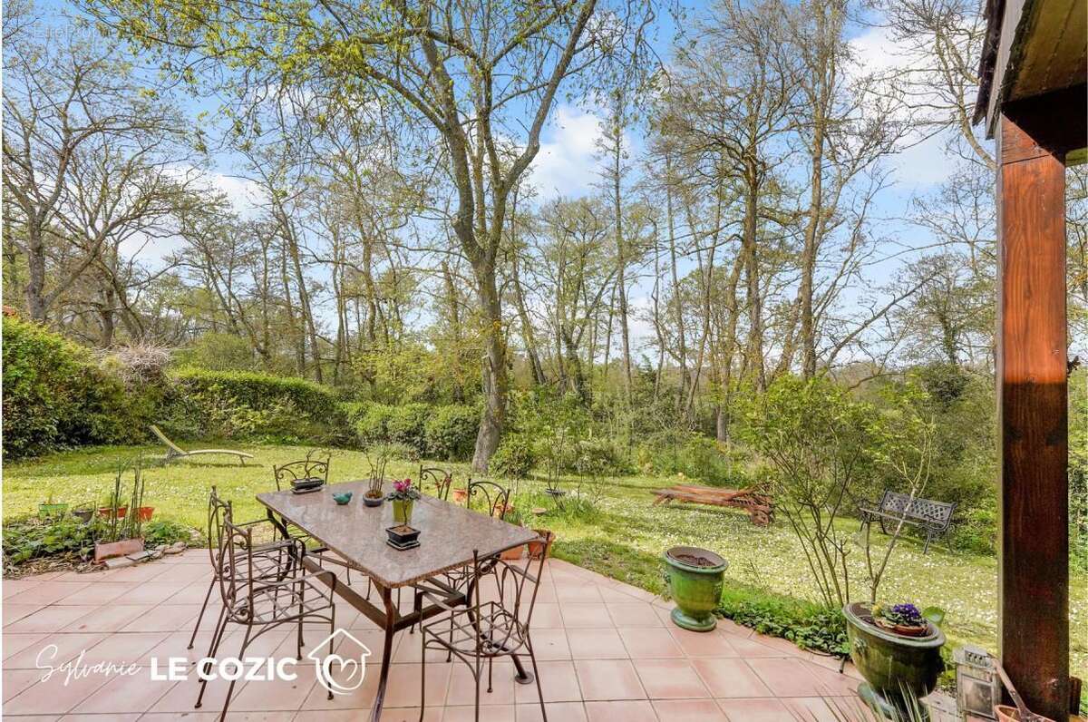Maison T6 174m² jardin 700m² sans vis-à-vis - photo 6