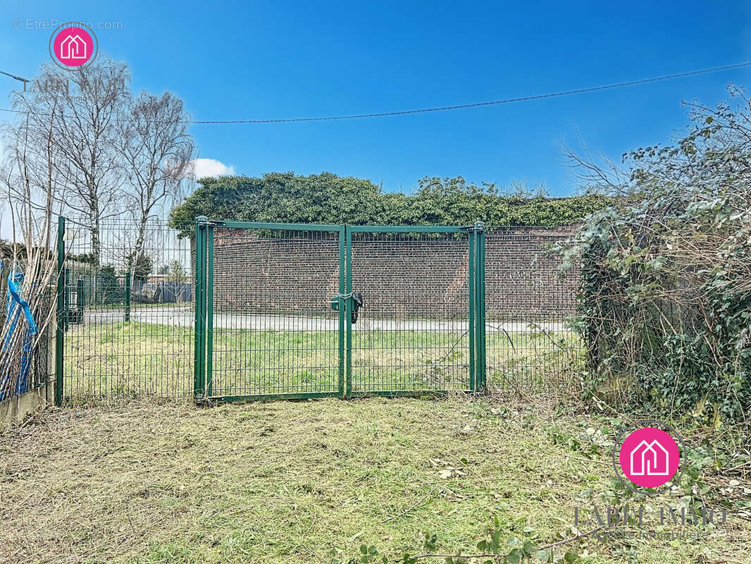 Maison à VIEUX-CONDE