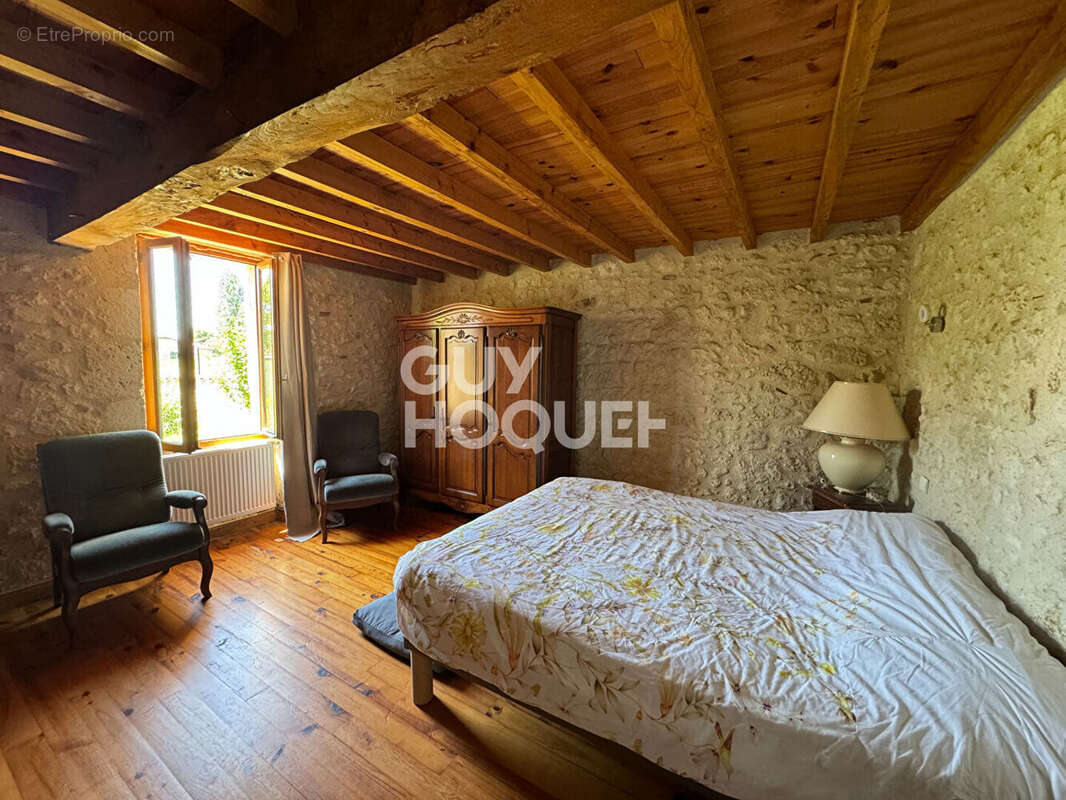 Maison à CASTELCULIER