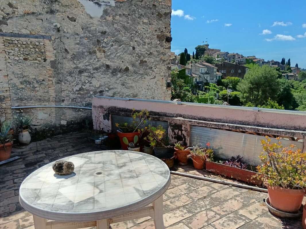 Maison à CAGNES-SUR-MER