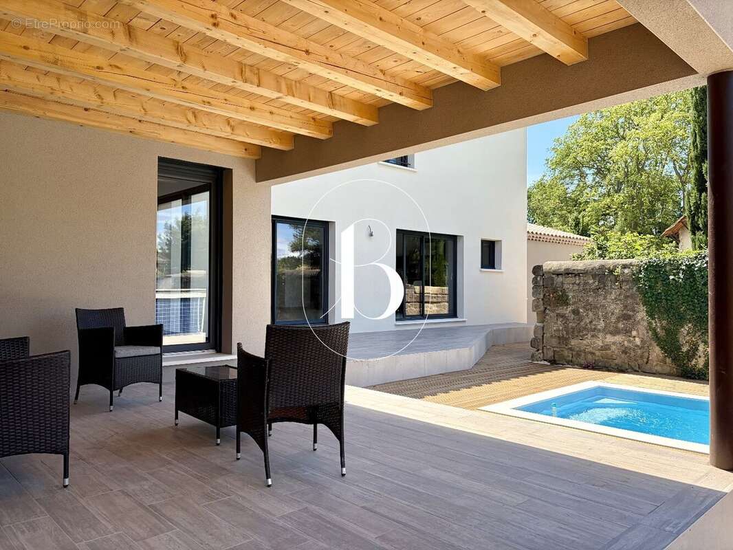 Maison contemporaine avec piscine et garage proche Uzès - photo 3