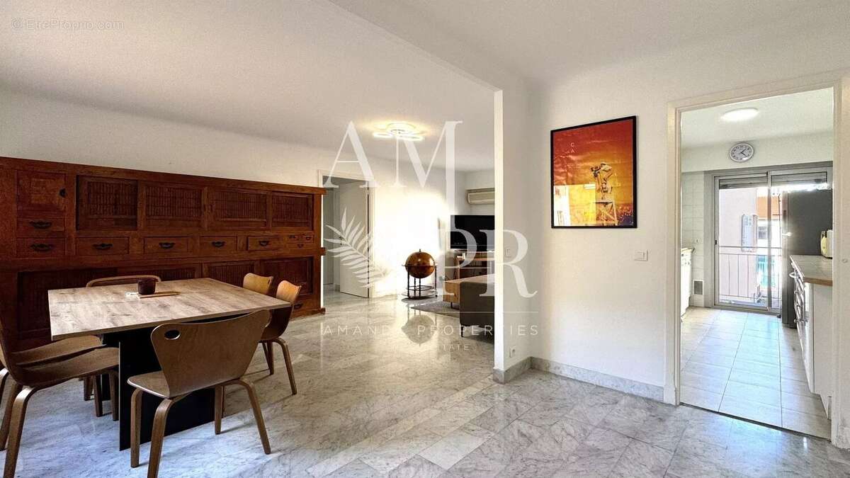 Appartement à CANNES