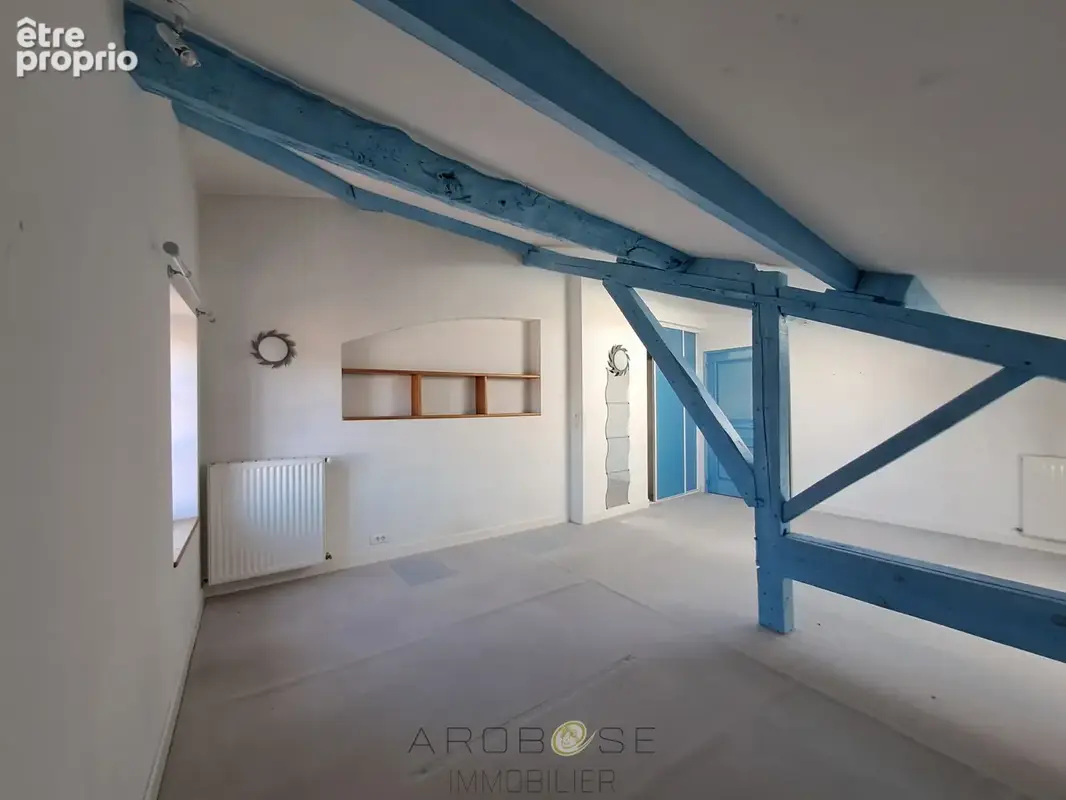 Maison de caractère en pierre dans un hameau . - photo 17