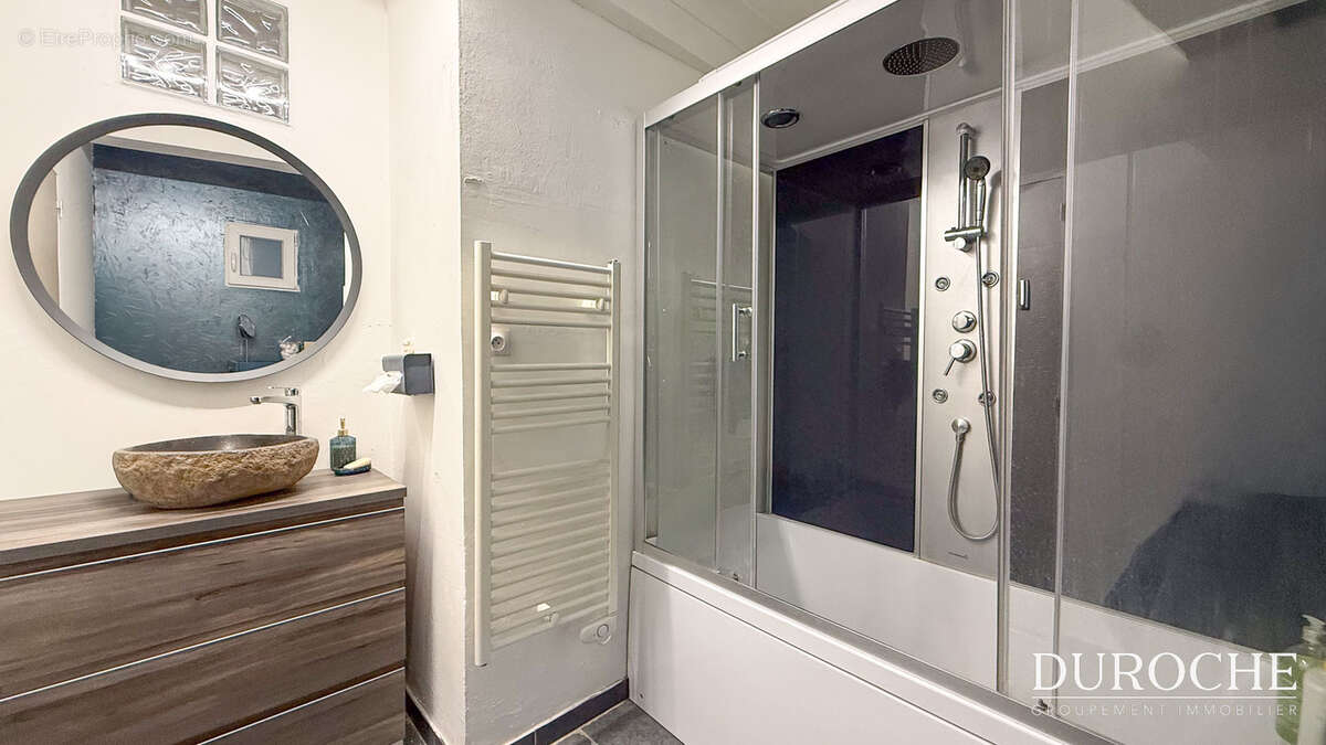 Maison à ROQUEMAURE