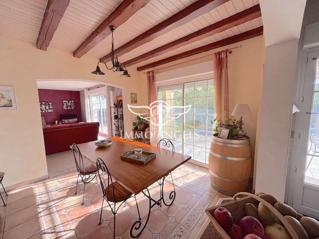 Maison à SAINT-SULPICE-DE-ROYAN