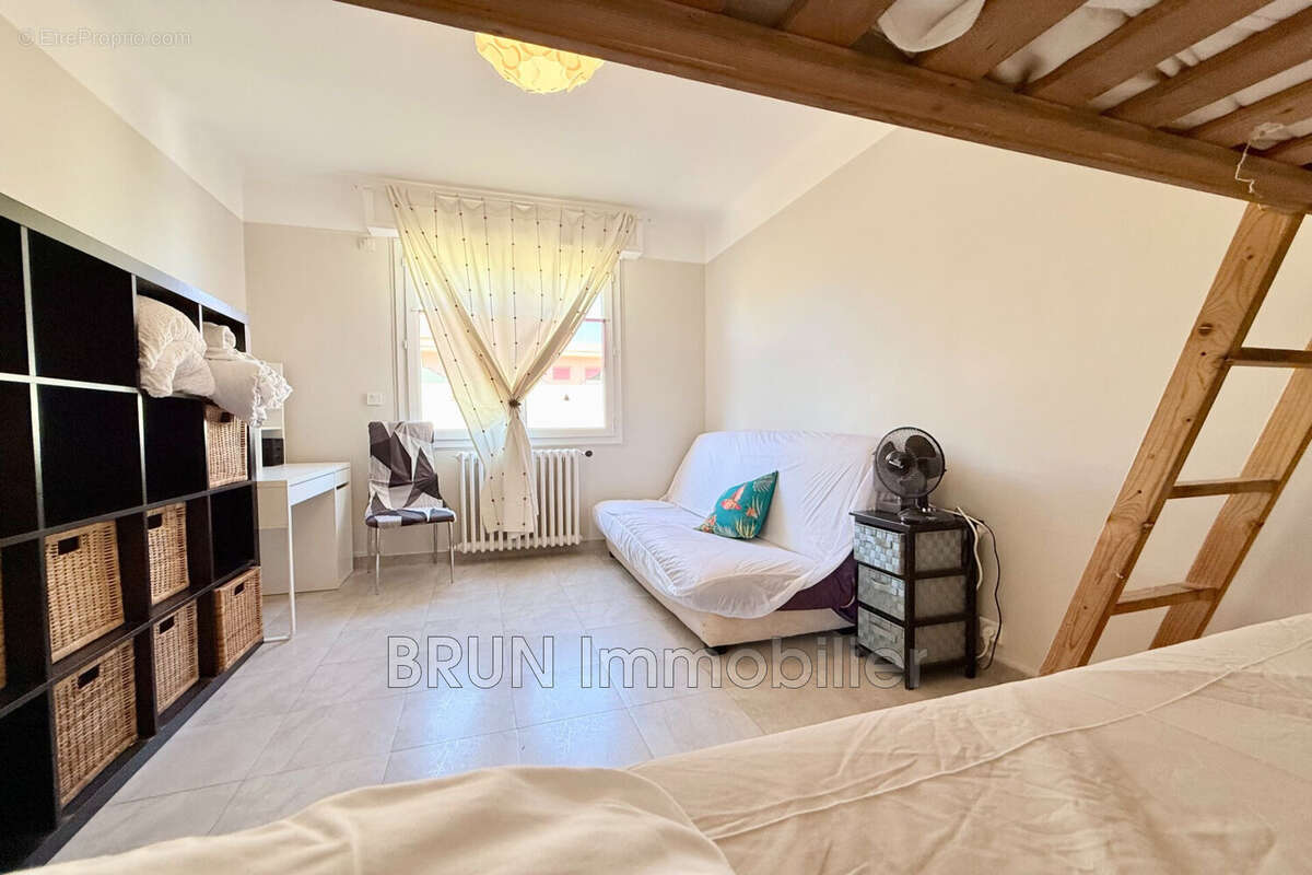 Appartement 65 m² à Antibes  - photo 7