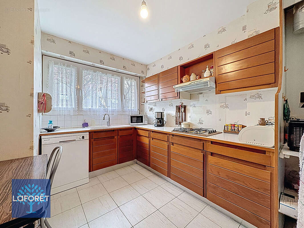 Maison familiale 4 chambres avec jardin Évry-Courcouronnes - photo 4
