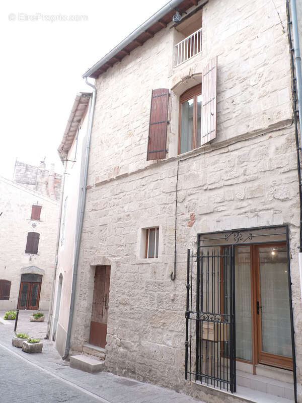 Maison à SAINT-GILLES