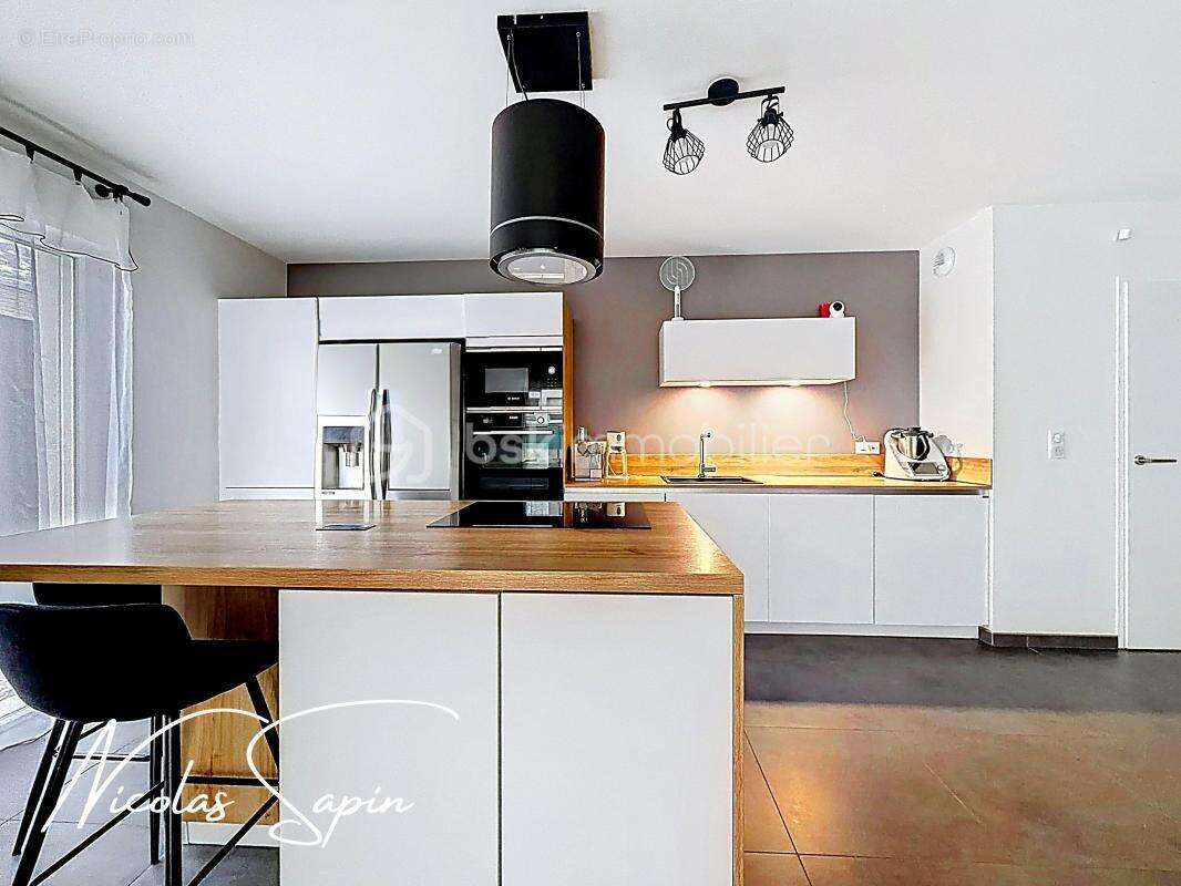 Appartement à VARCES-ALLIERES-ET-RISSET