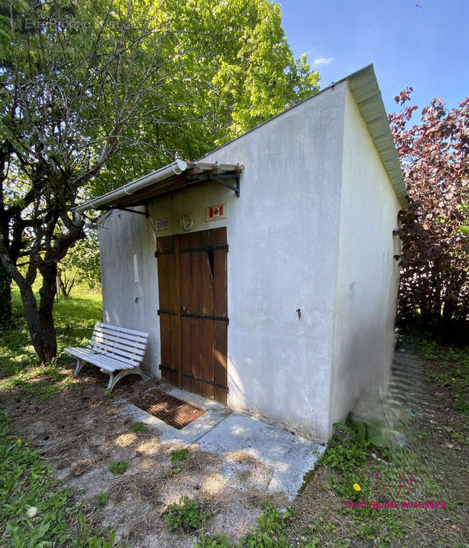 Maison à LA CHAPELLE-SAINT-MESMIN