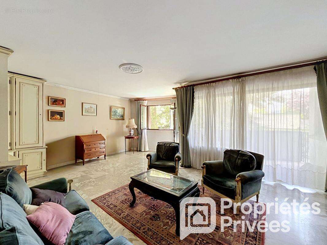 Appartement à CHATENAY-MALABRY
