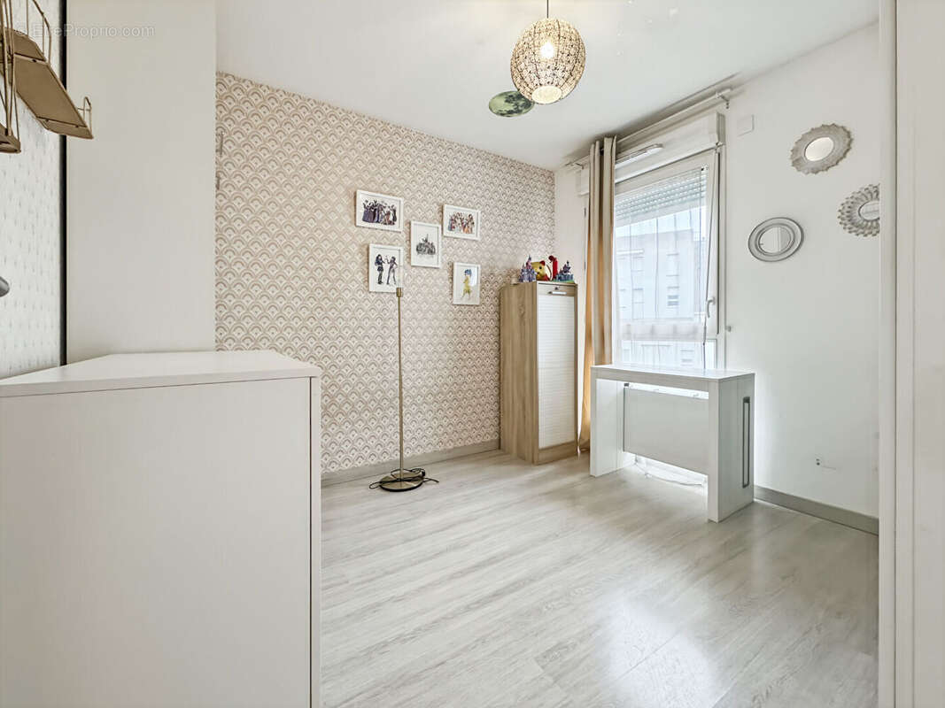 Appartement à ROSNY-SOUS-BOIS