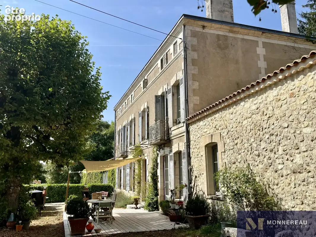 Maison de maitre avec parc et piscine - photo 24