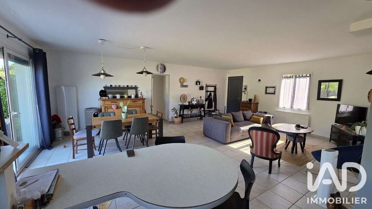 Maison 110 m² à Fontcouverte  - photo 9