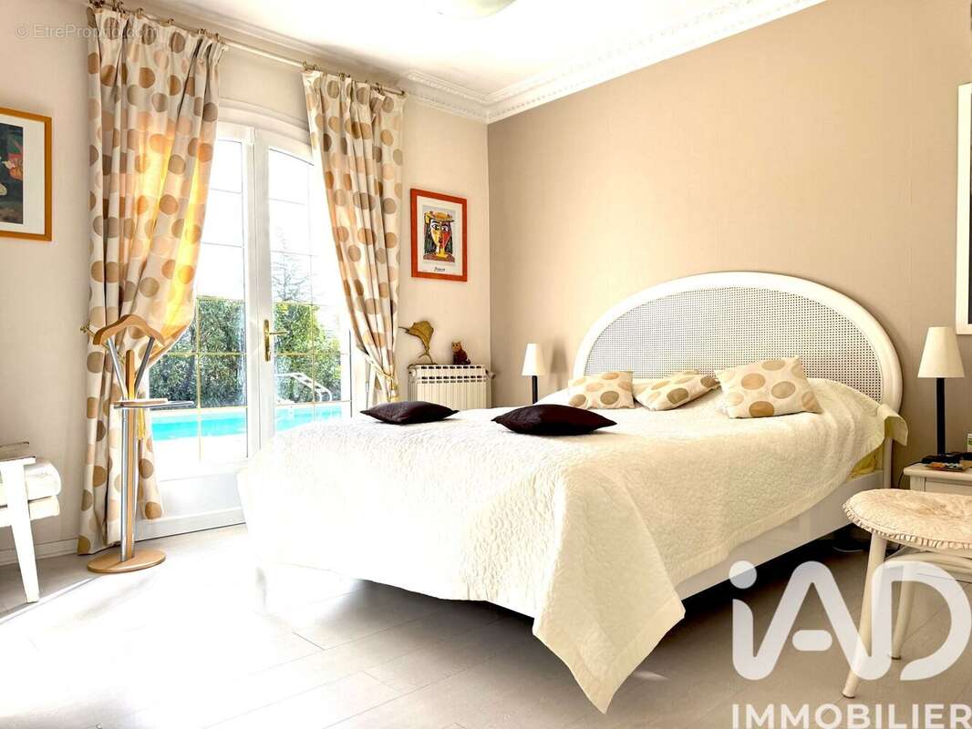 Photo 5 - Maison à SAINT-MEDARD-D'EYRANS