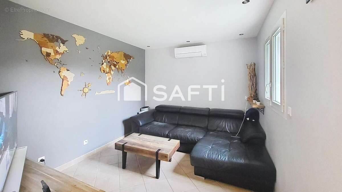 Photo 4 - Maison à SIGNES