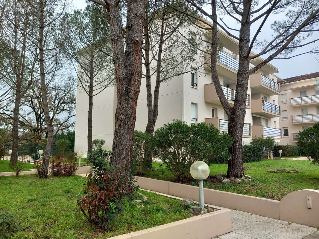 Appartement à MOUANS-SARTOUX