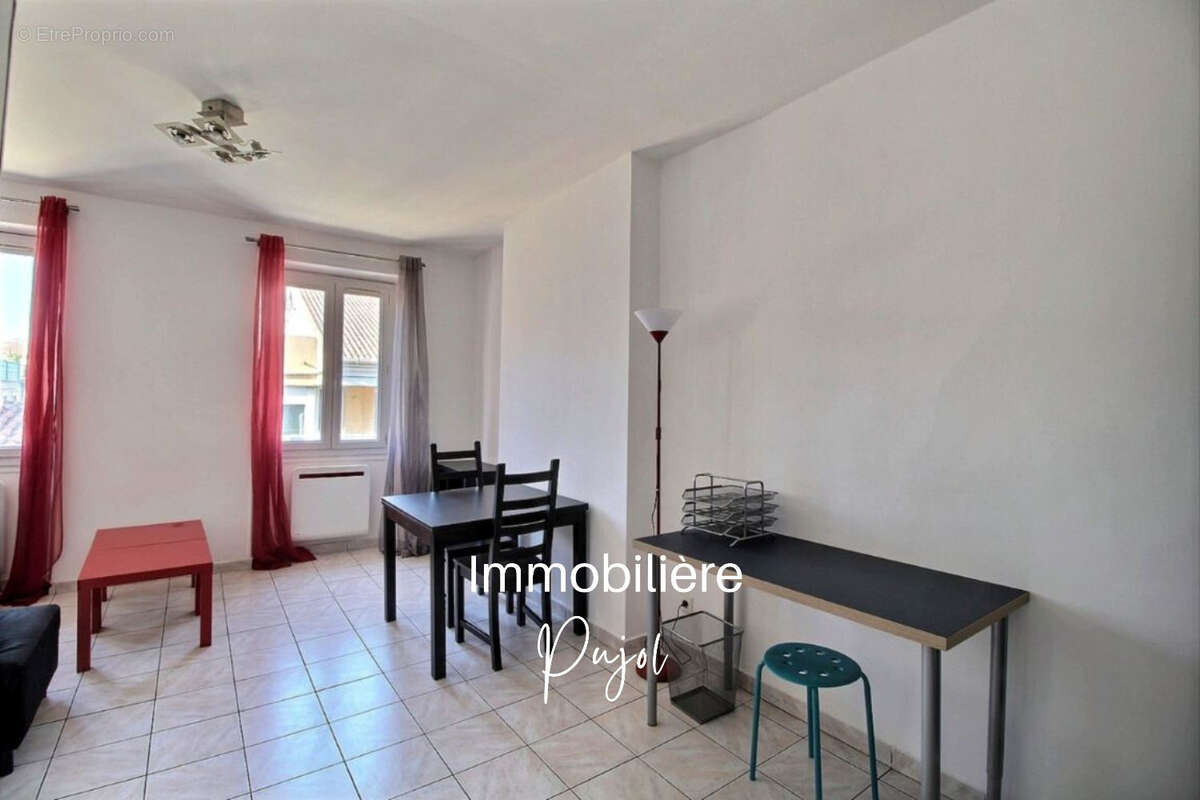 Appartement à MARSEILLE-5E