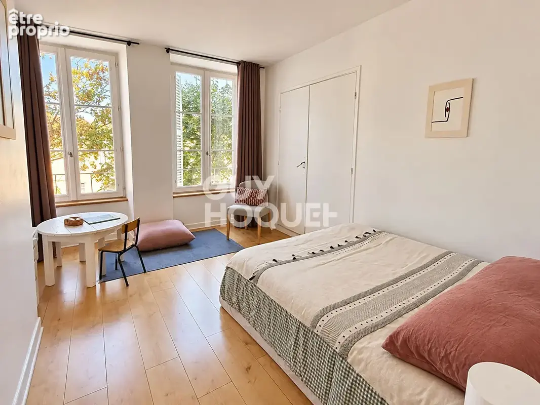 RIOM centre - Bel Appartement 187 m2, 4 chambres - photo 13