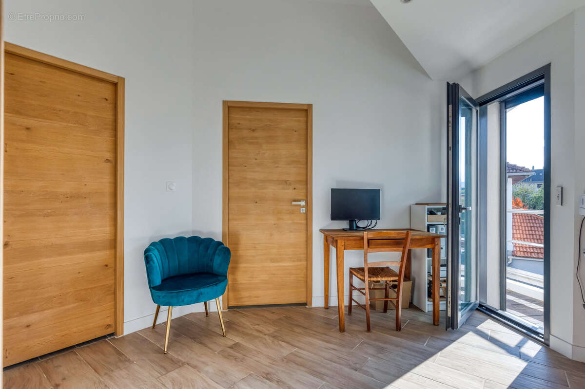 Maison à CHAMP-SUR-DRAC