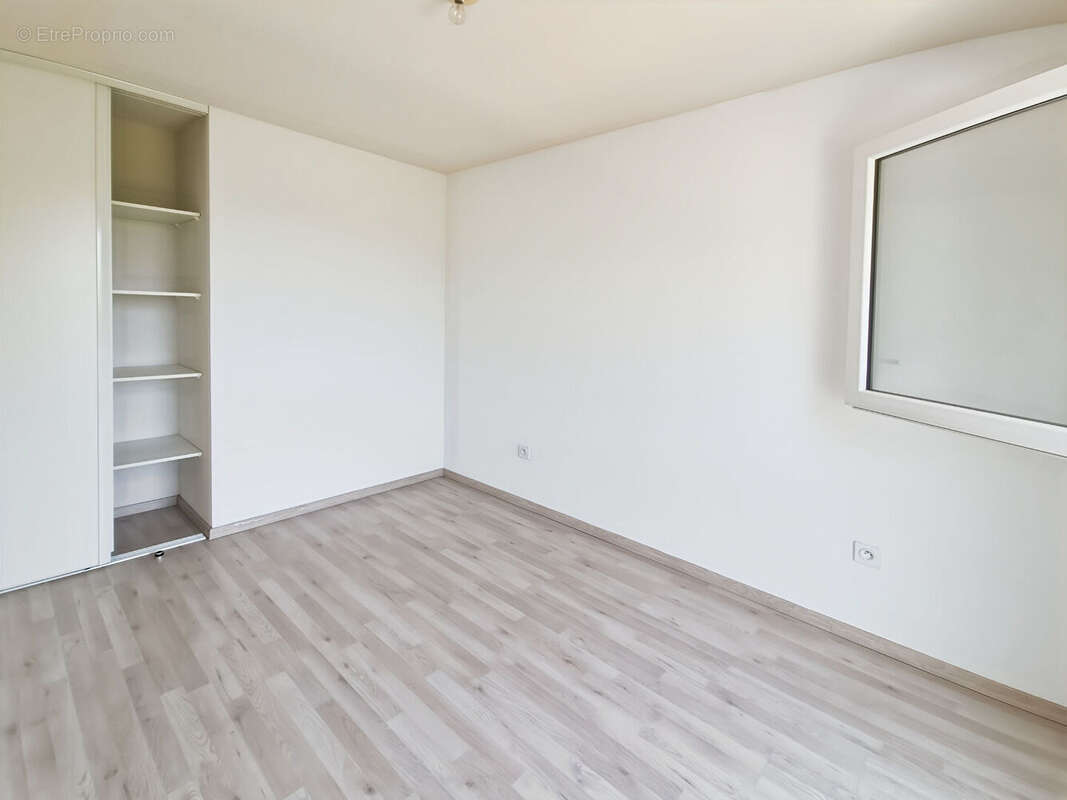Appartement Villenave D Ornon 2 pièce(s)-Terrasse-parking Férmé - photo 5