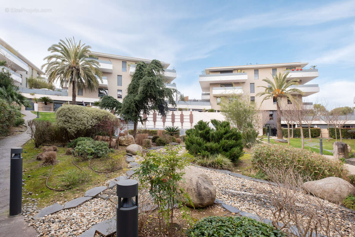 Appartement à JUVIGNAC